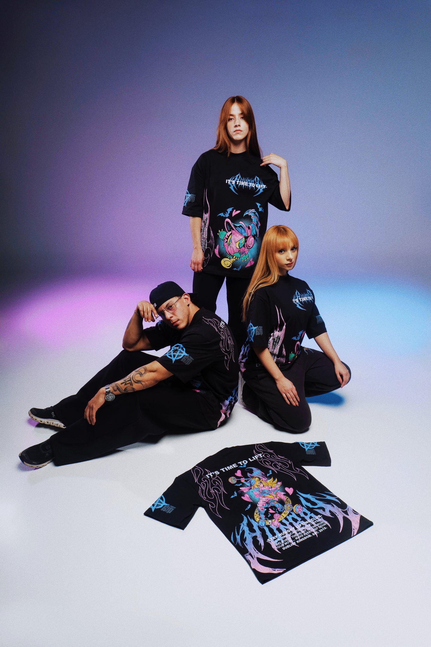 IT'S TIME TO LIFT - DARK MAGICIAN GIRL - Premium Oversize Tee (HEAVYWEIGHT - Black)